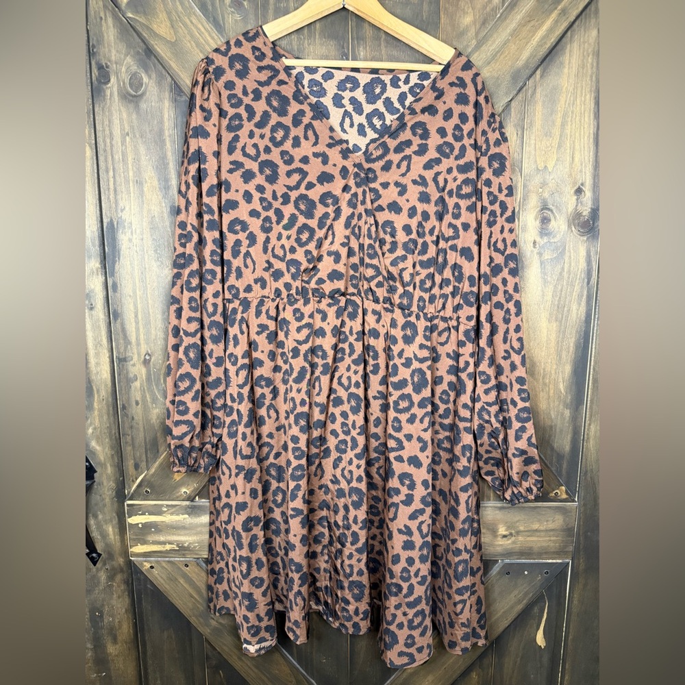 SHEIN Curve Leopard Long Sleeve Midi Dress 4XL - Picture 1 of 3